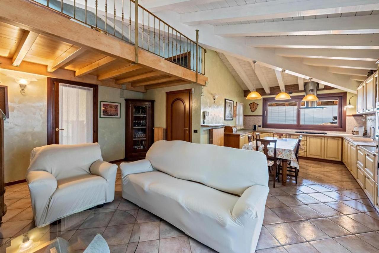 פולפנצה דל גארדה Casa Vacanze Baccolo מראה חיצוני תמונה